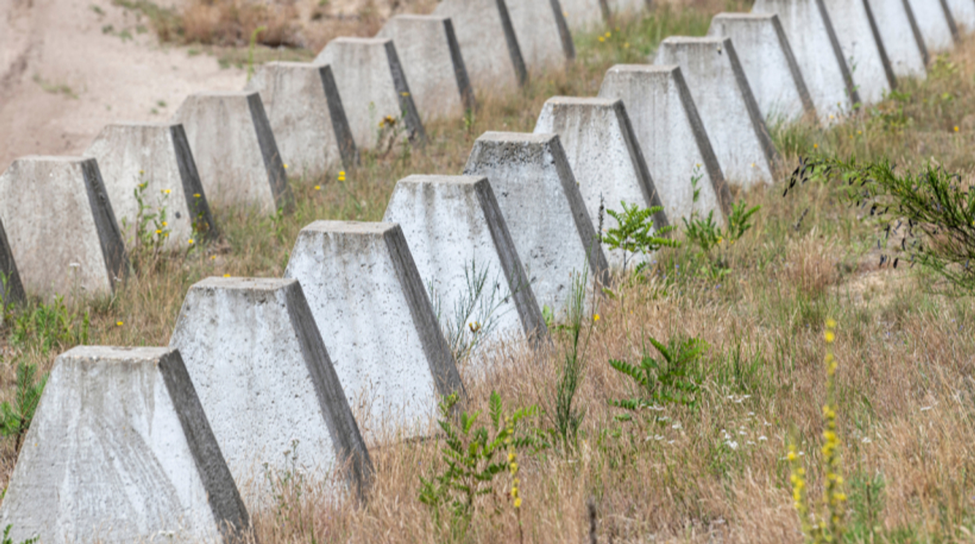 Компанія, що виготовляє бетон для оборони України, хотіла привласнити 5 мільйонів