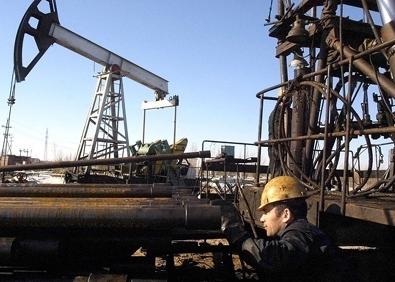 В Росії заявили про втрату "трильйонів доларів" через ціну на нафту