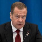 "Хіросіма і Нагасакі будуть дитячою грою...": Медведєв прокоментував переговори з Україною та знову пригрозив ядерною зброєю
