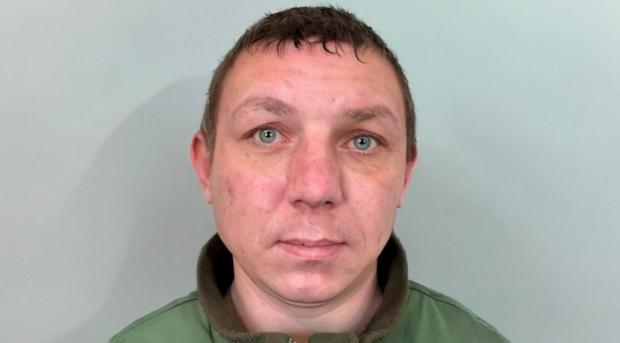 Розгорівся скандал: Родина воїна ЗСУ знайшла його у списках полонених через місяць після похорону