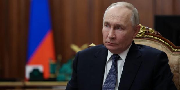 Українська сторона має брати приклад": У Кремлі заявили, що Путін оголосив "Великоднє перемир’я