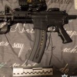 У Києві затримали озброєного чоловіка