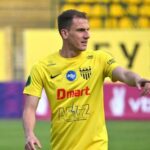 Футболіста Буковини забрали на швидкій під час матчу з Динамо