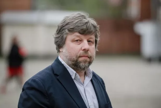 Польща звільнила російського археолога, якого мала екстрадувати до України: Що сталось