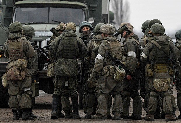 "Питання практики": Російський опозиціонер розповів про хитрощі, якими Кремль заганяє людей на фронт