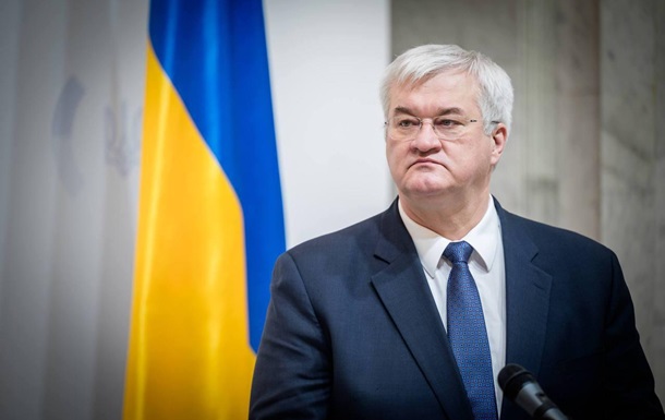 Не час поступатись принципами, тим більше пам'яттю загиблих героїв: Будемо дзеркалити всі недружні кроки Польщі, - Андрій Сибіга