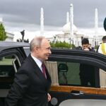 СюжетКулемет і повітряне прикриття. Новий кортеж Путіна