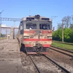 Окупанти вдарили по залізничній станції у Вільнянську, постраждали пасажири