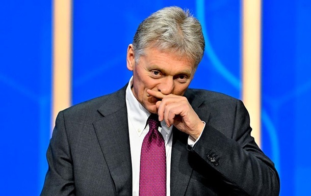 Пєскова знов поставили в незручну позу: “Язик” господаря Кремля як міг відповів на пропозицію Зеленського про зустріч у Константинівці, захопленій, за словами Путіна росіянами