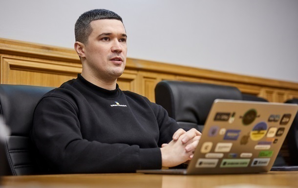 Тимчасова слідча комісія Верховної Ради доручила поліції доставити представників фонду, де заброньований Федоров